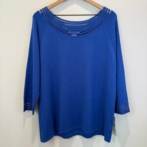 Jones & Co Knit Top Women's Size 1X Blue Boatneck Long Sleeve Open Knit Neckline